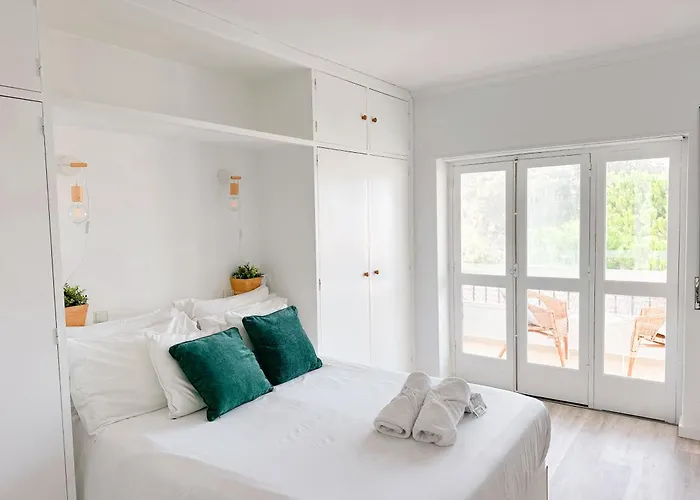 Your Place In * Estoril